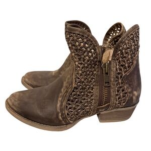 Circle G Women's Brown Leather Laser Cut Ankle Booties Size 9 Western